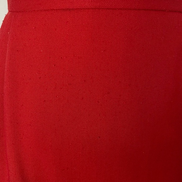 Vintage 1970s lipstick red pencil skirt - Picture 3 of 5